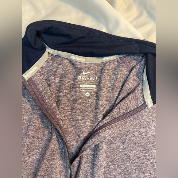 Nike Dri-FIT Running 1/4 Zip Performance top | M - Picture 7 of 11